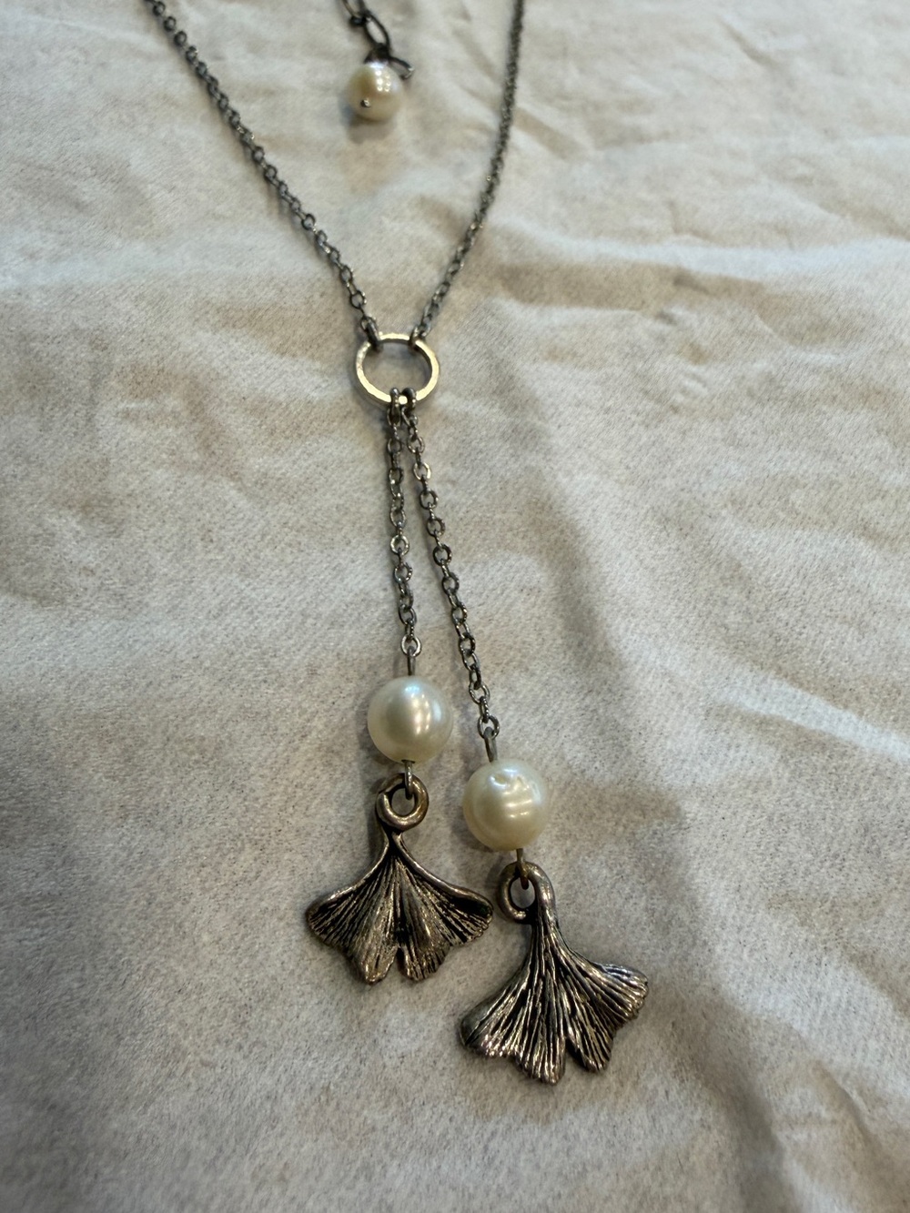 Pearl Drop Ginkgo Necklace - Silver Tone